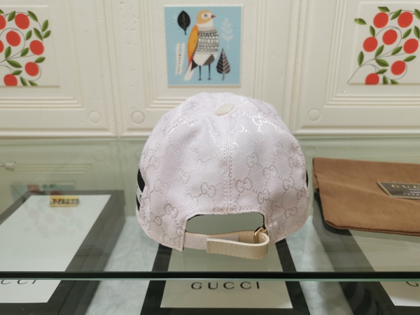 ブランド帽子側面デザイン